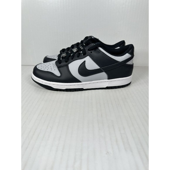 NEW Nike Dunk Low Georgetown GS CW1590-004 - Picture 3 of 8